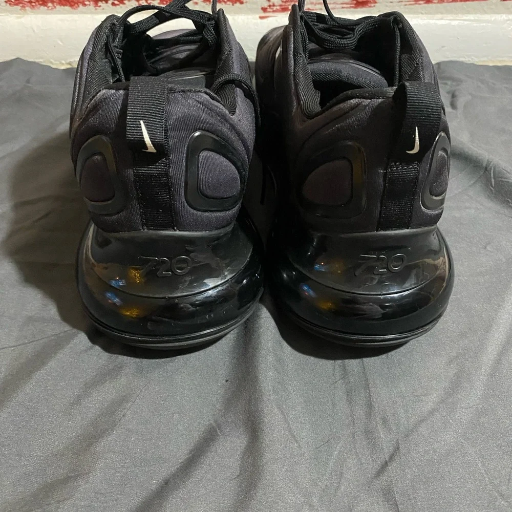Air Max 720 Total Eclipse size 12 - Picture 2 of 4